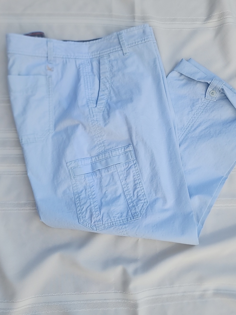 Eddie Bauer WOMENS Sky Blue Cargo Pants So Cute See Label 6Pockets Pedal Pushers